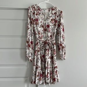 Ann Taylor LOFT casual Dress - A-Line: White floral
